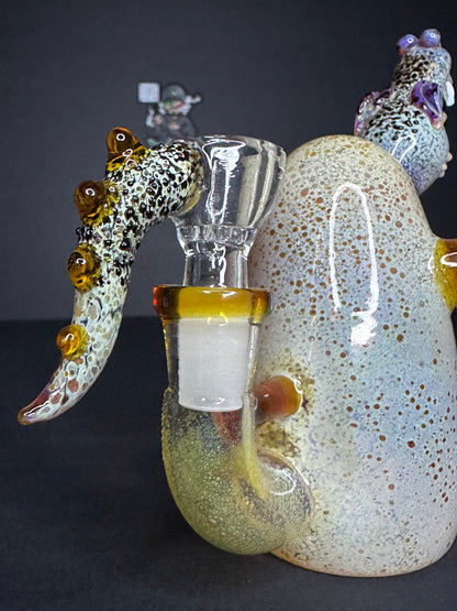 Dino Guardian Glass Bong