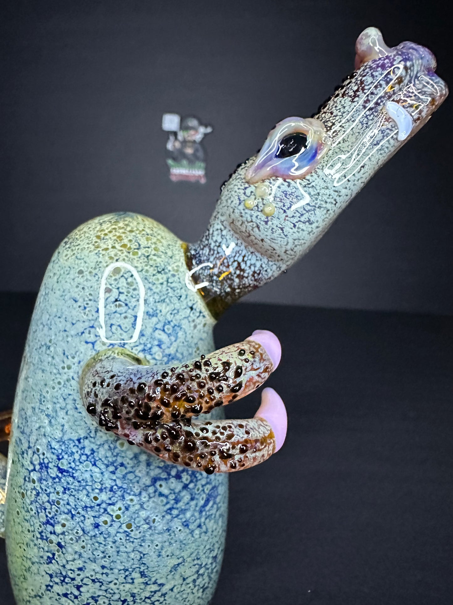 Dino Guardian Glass Bong